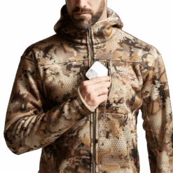'Sitka' Men's Traverse Hoody - Optifade Waterfowl : Marsh -Outdoor Clothing Shop IMG SITKA WL 2022 600026 WL Traverse Hoody Optifade Waterfowl 592p Studio 02265 1024x1024@2x