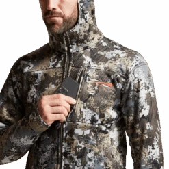 'Sitka' Men's Traverse Hoody - Whitetail : Elevated II -Outdoor Clothing Shop IMG SITKA WT 2022 600026 EV Traverse Hoody Optifade Elevated II 592p Studio 00179 1024x1024@2x