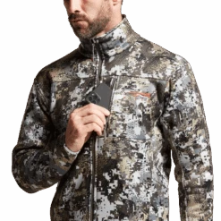 'Sitka' Men's Traverse Jacket - Whitetail : Elevated II -Outdoor Clothing Shop IMG SITKA WT 2022 600028 EV Traverse Jacket Optifade Elevated II 592p Studio 00215 1024x1024@2x
