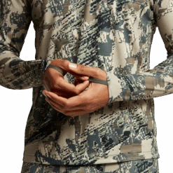 'Sitka' Core Lightweight Crew Shirt - Big Game : Optifade Open Country -Outdoor Clothing Shop Img SITKA BG 2021 10064 OB Mens Core Lightweight Crew LS Optifade Open Country Studio 0008 1024x1024@2x
