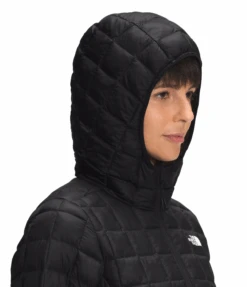'The North Face' Women's Thermoball Stowable ECO Jacket - TNF Black -Outdoor Clothing Shop NF0A5GLB JK3 modelhood2 1024x1024@2x